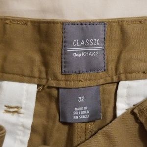 Mens Gap Khaki shorts